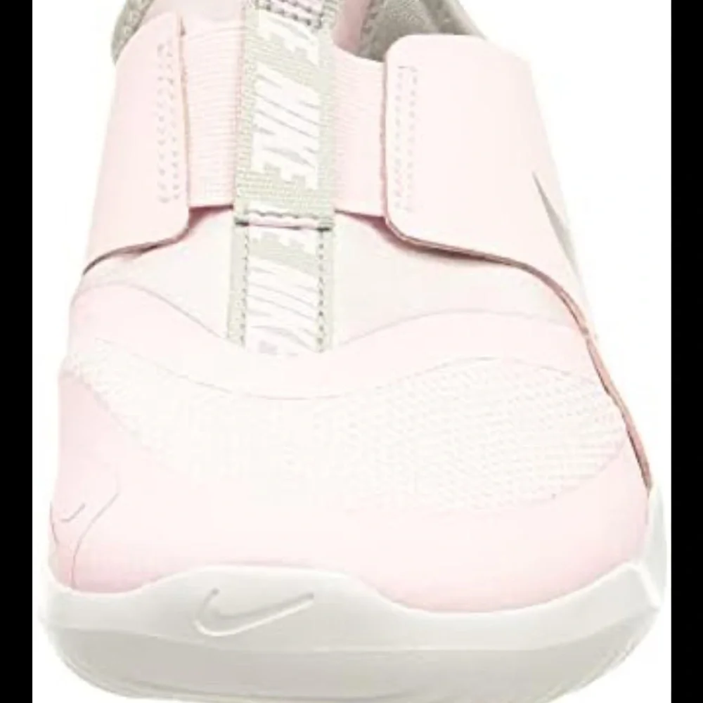 Nike Flex Runner Pink Foam White Sneakers FN1294-601 Size 5 slip on